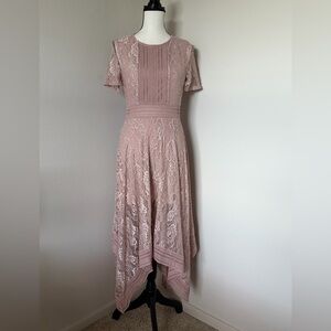 Divided Handkerchief Hem Floral Lace Dress in Light Pink